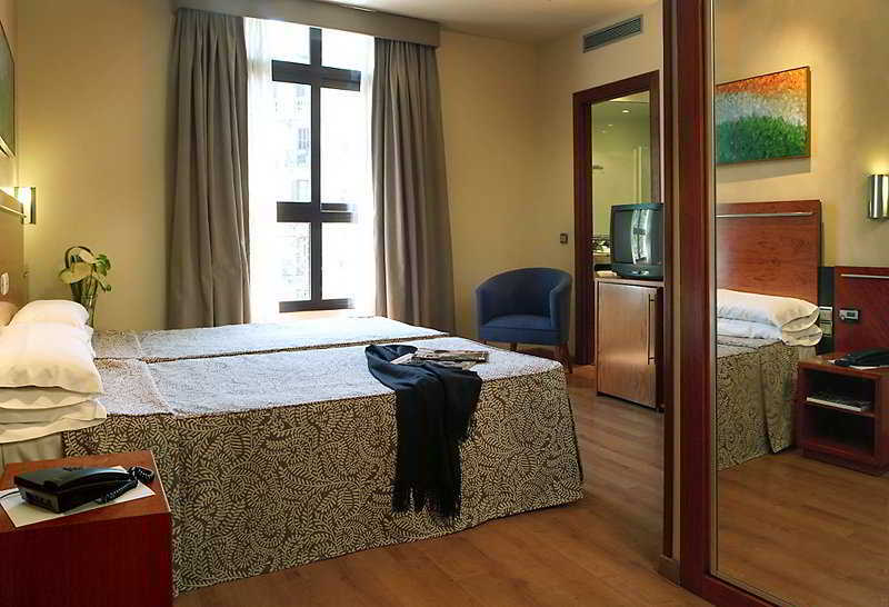 Garbi Millenni Ξενοδοχείο Βαρκελώνη Δωμάτιο φωτογραφία